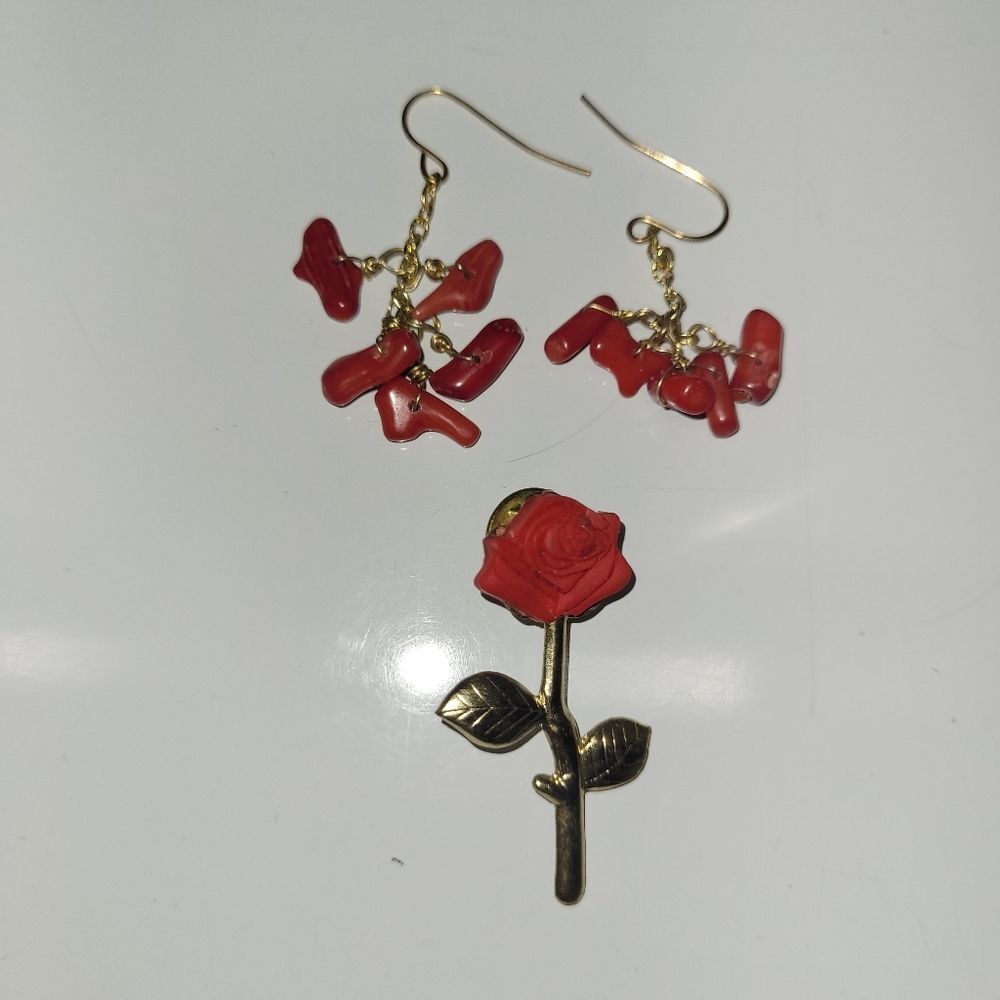 * Rose brooch & red bead earrings 2 piece lot